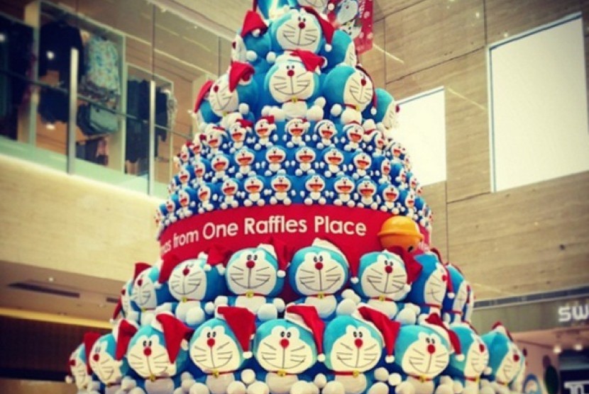 Pohon Natal Doraemon