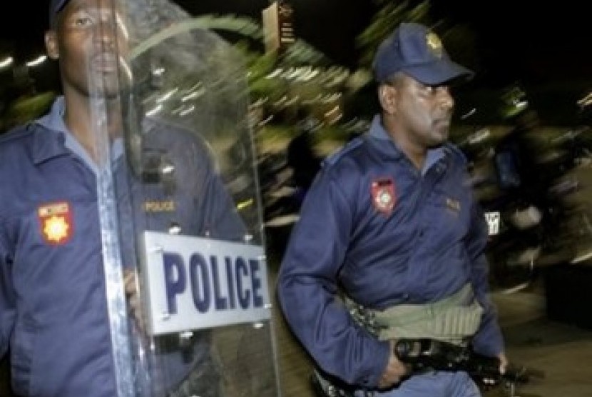 Polisi anti huru hara Afrika Selatan bersiaga