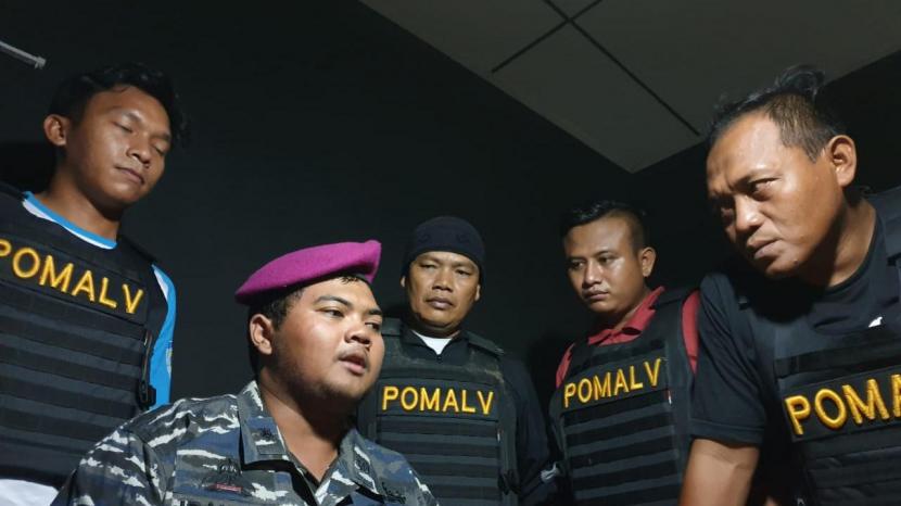 Polisi Militer Pangkalan Utama TNI Angkatan Laut (POM Lantamal) menangkap seorang laki-laki mengaku anggota TNI AL gadungan (ilustrasi).