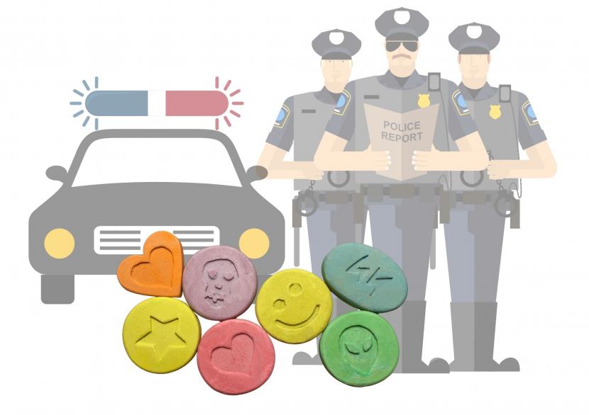 Polisi yang tertangkap memiliki narkoba (ilustrasi). Polda Metro Jaya sebut 4 oknum polisi positif narkoba, dan satu lainnya negatif.