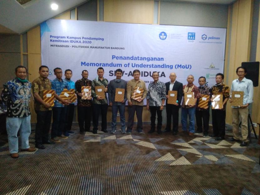 Politeknik Manufaktur Bandung dampingi 6 pendidikan vokasi afiliasi.