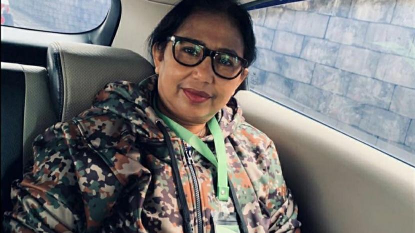 Politikus partai Nasional Demokrat (Nasdem) non aktif Irma Suryani Chaniago mengaku mendapat manfaat dengan menggunakan kalung eucalyptus.