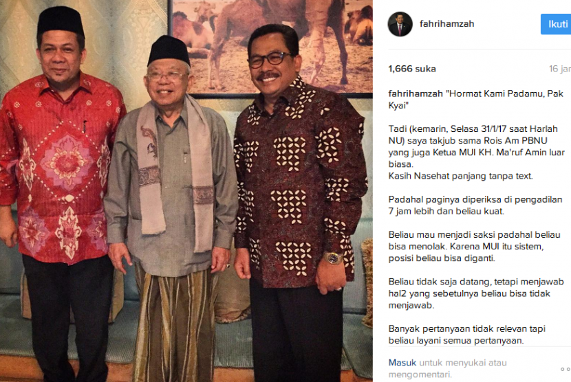 Politikus PKS, Fahri Hamzah mengunggah fotonya bersama Ketua Umum MUI, KH Ma'ruf Amin. Fahri Hamzah menyatakan kekagumannya kepada Rois Aam PBNU ini.