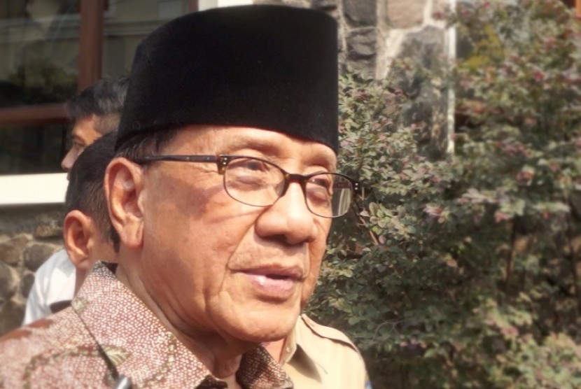 Politikus Senior Golkar Akbar Tanjung 