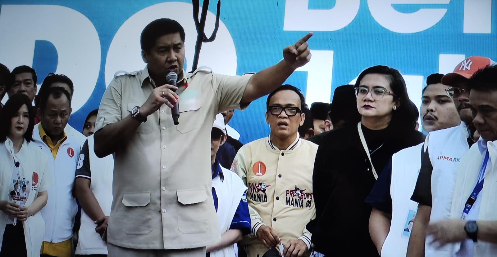 Politisi Partai Gerindra Maruarar Sirait mengomentari dukungan mantan gubernur DKI Anies Baswedan kepada pasangan calon gubernur dan wakil gubernur Jakarta nomor urut 3 Pramono-Rano, Sabtu (23/11/2024). Dok Alfian