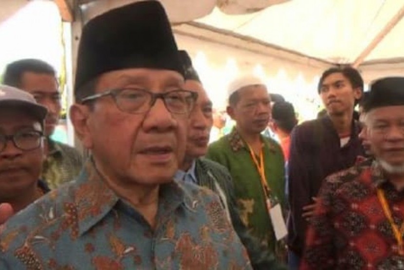 Politisi senior Partai Golkar, Akbar Tandjung. 