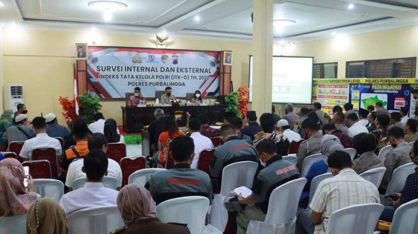 Polres Purbalingga menggelar kegiatan survei indeks tata kelola (ITK) di Aula Loka Andita Mapolres Purbalingga, Rabu (9/11/2022). 