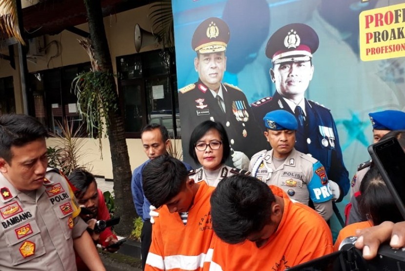 Polresta Malang merilis kasus pembunuhan di jembatan Gadang, Kota Malang, Kamis (4/4).