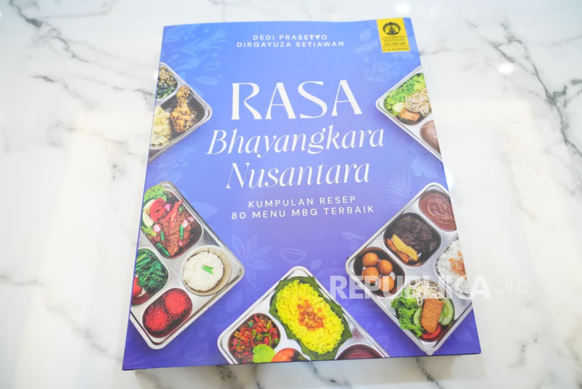 Polri dan penulis kolaborasi menerbitkan buku Rasa Bhayangkara Nusantara.