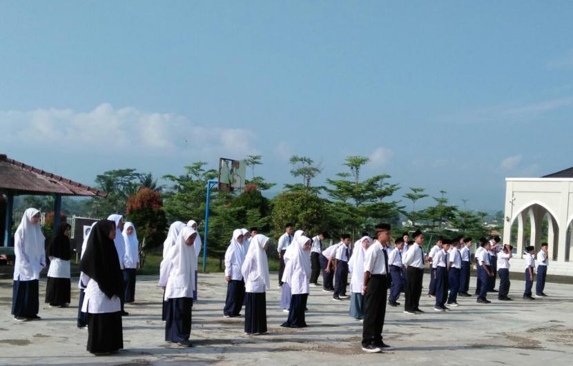 Pondok Pesantren Ma'had Darulhusna Bogor mengadakan kegiatan Masa Adaptasi Santri (MAS) tahun 2022 untuk para siswa-siwi SMP IT & SMA IT Darulhusna Mulya,  pada Kamis-Sabtu, 7-9 Juli 2022.