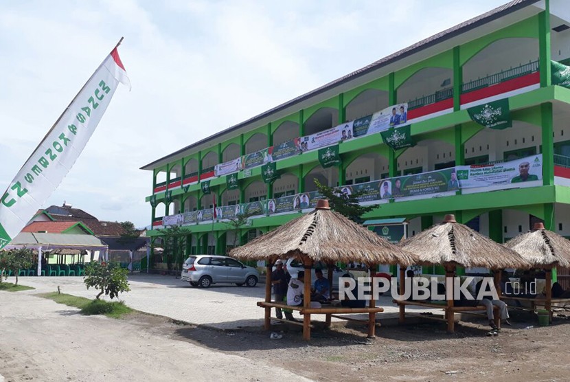 Pondok Pesantren Nurul Islam, Sekarbela, Mataram, NTB siap menjadi tuan rumah Munas Alim Ulama NU. Pondok Pesantren Nurul Islam, Sekarbela, Mataram, NTB siap menjadi tuan rumah Munas Alim Ulama NU, Rabu (22/11).