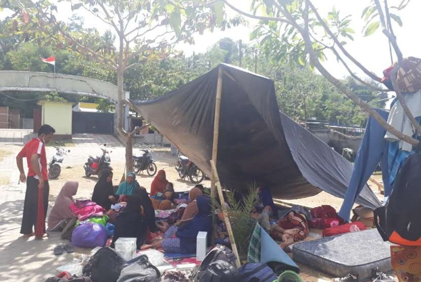 Ponpes Abu Abdillah Al Islami di Dusun Medas, Desa Medas, Kecamatan Gunung Sari, Kabupaten Lombok Barat, NTB, mengalami rusak parah akibat gempa pada Ahad (5/8) malam.