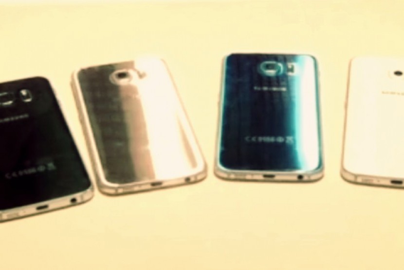 Harga ponsel Samsung baru mulai turun dan banyak diskon/ilustrasi.