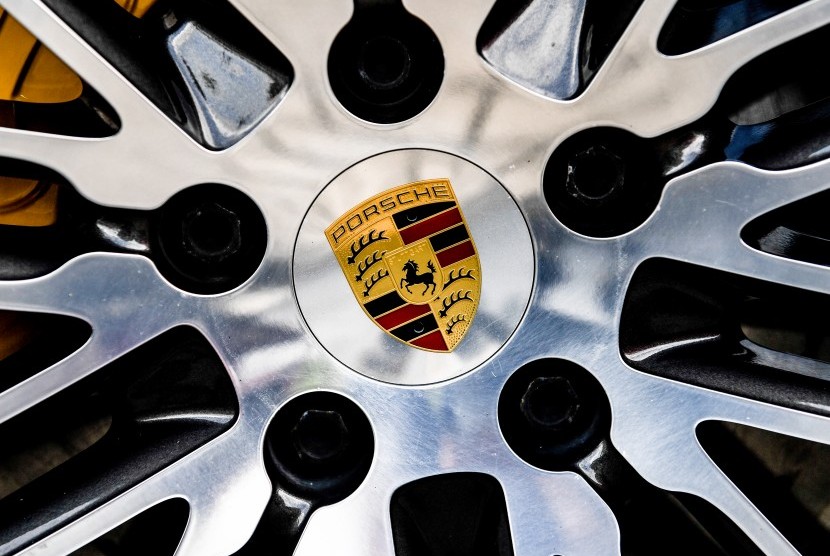 Produsen otomotif Jerman, Porsche, baru-baru ini dikabarkan telah melakukan pengujian aerodinamis untuk kendaraan listrik (EV).