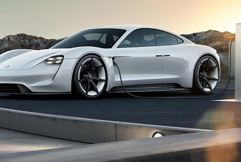 Porsche Mission E