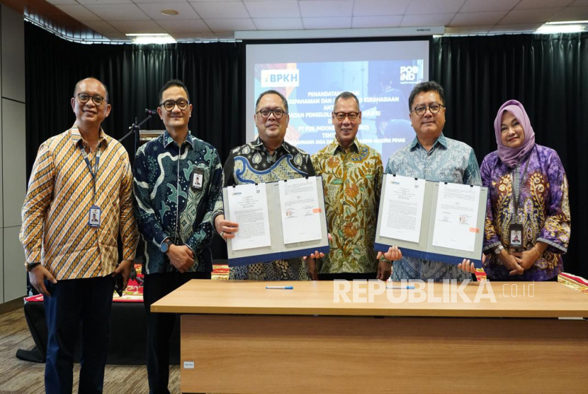 Pos Indonesia dan BPKH kerja sama penguatan layanan haji dan umroh.