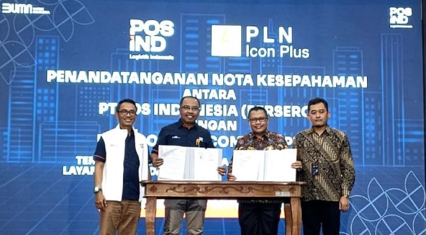 Pos Indonesia jalin kerja sama dengan PT Indonesia Comnets Plus, untuk mengoptimalkan layanan jasa dan pengembangan usaha, di Bandung, Rabu.