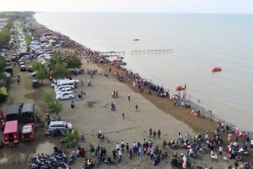 Posko evakuasi jatuhnya pesawat Lion Air JT-610 di Tanjung Pakis, Pakis Jaya, Karawang.