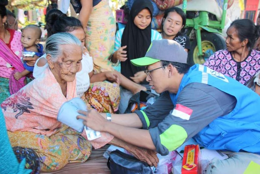 Posko kesehatan tim IZI di Lombok Utara.