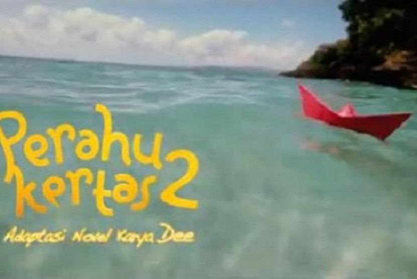 Poster film 'Perahu Kertas 2'.