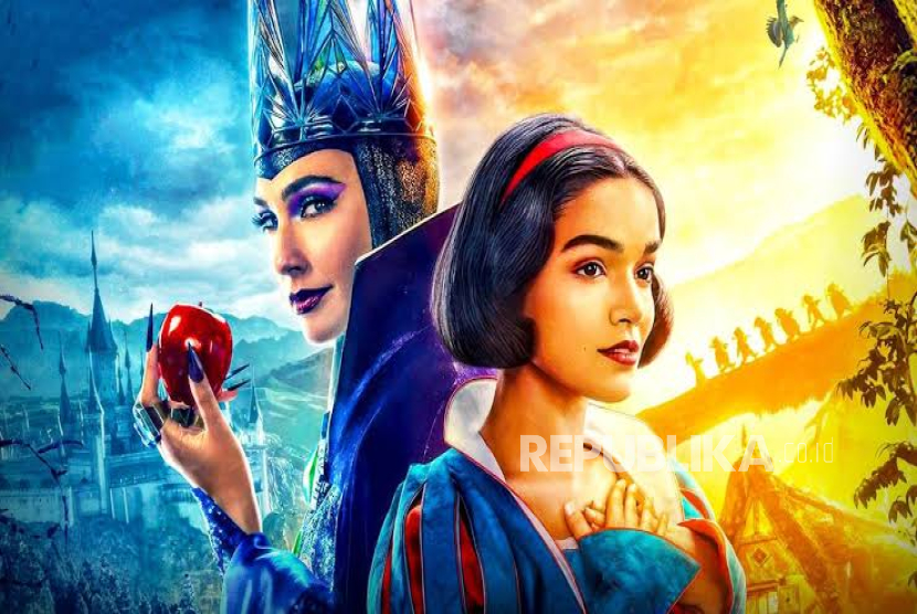 Poster film Snow White. Film Snow White versi live-action yang dibintangi Rachel Zegler dan Gal Gadot memulai debutnya dengan skor yang mengecewakan di situs ulasan film Rotten Tomatoes. 