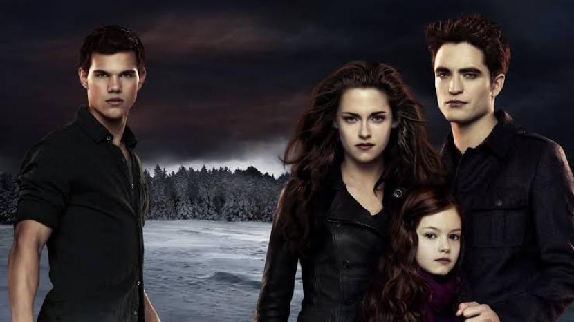 Poster film The Twilight Saga Breaking Dawn Part 2.