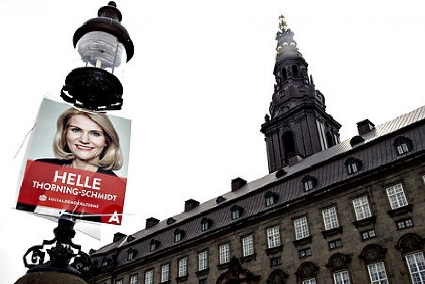 Poster Perdana Menteri Helle Thorning-Schmidt di salah satu sudut kota Denmark.