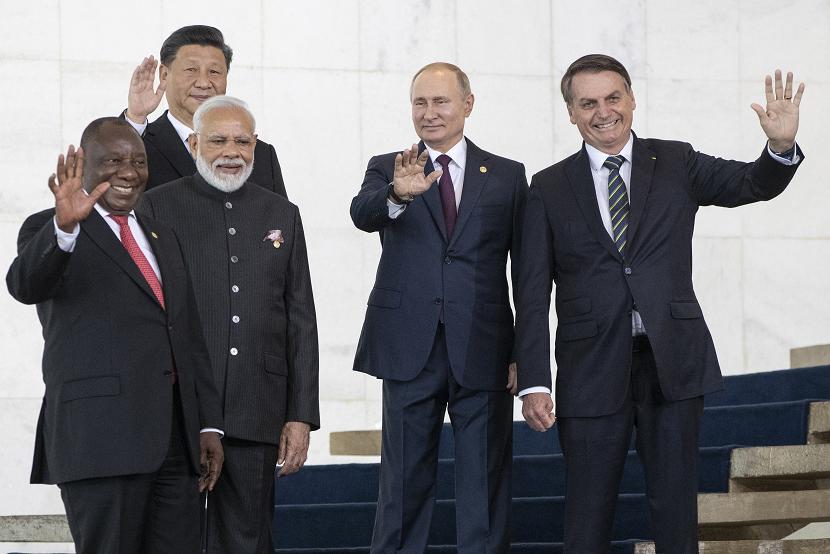 Para pemimpin negara anggota BRICS yang terdiri dari Brazil, Rusia, India, Cina dan Afrika Selatan 
