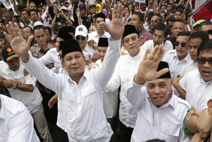 Prabowo Subianto - Hatta Rajasa.