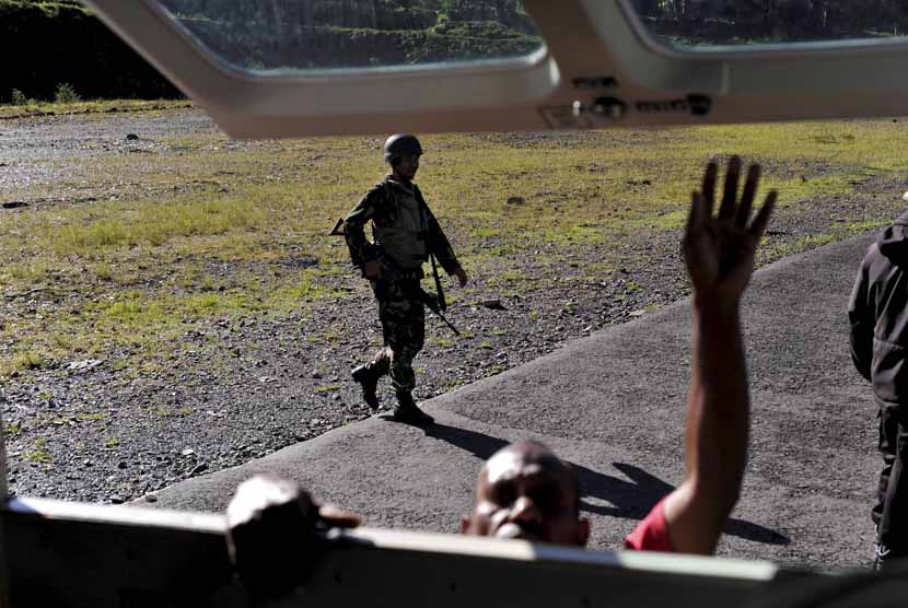  Prajurit Kopassus TNI AD melakukan penjagaan di Papua