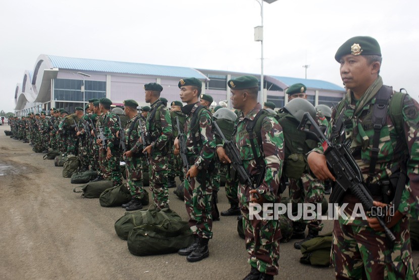 Prajurit  TNI Armed siap bertugas di daerah perbatasan dan rawan. (Ilustrasi)
