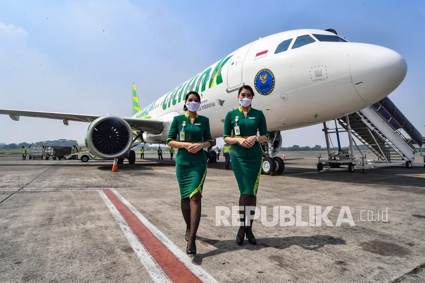 Pramugari pesawat Citilink Indonesia di Bandara Halim Perdanakusuma, Jakarta Timur, Kamis (15/10/2020).