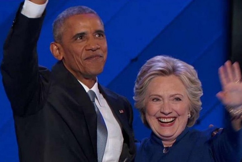 Presiden Amerika Serikat (AS) Barack Obama dan kandidat Presiden AS dari Partai Demokrat Hillary Clinton