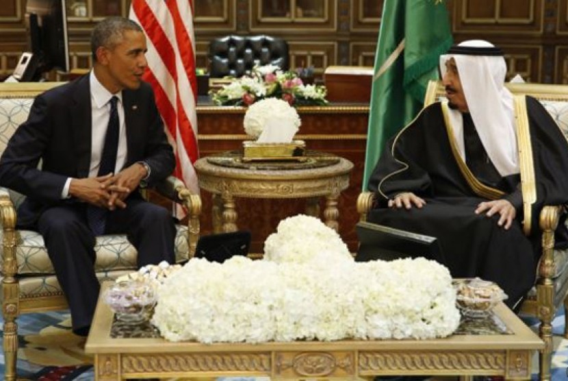 Presiden AS Barack Obama bertemu dengan Raja Arab Saudi Salman di Istana Erga di Riyadh, 27 Januari 2015. 