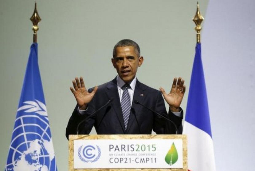 Presiden AS Barack Obama dalam salah satu sesei COP 21 di Paris, Prancis