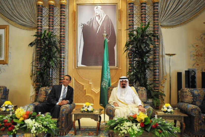  Presiden AS Barack Obama (kiri) dan Raja Arab Saudi, Abdullah bin Abdul Azis (kanan).