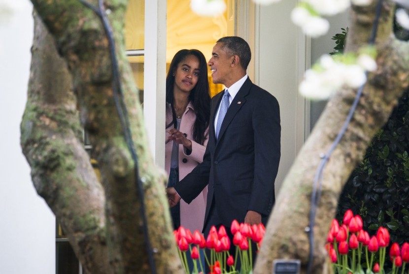 Presiden AS Barrack Obama dan putrinya Malia