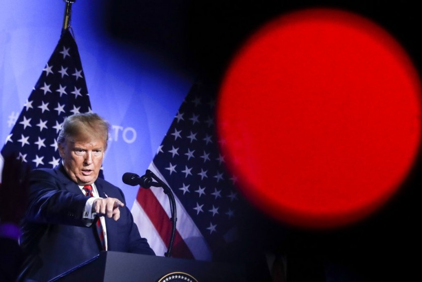 Presiden AS, Donald Trump dalam perundingan NATO