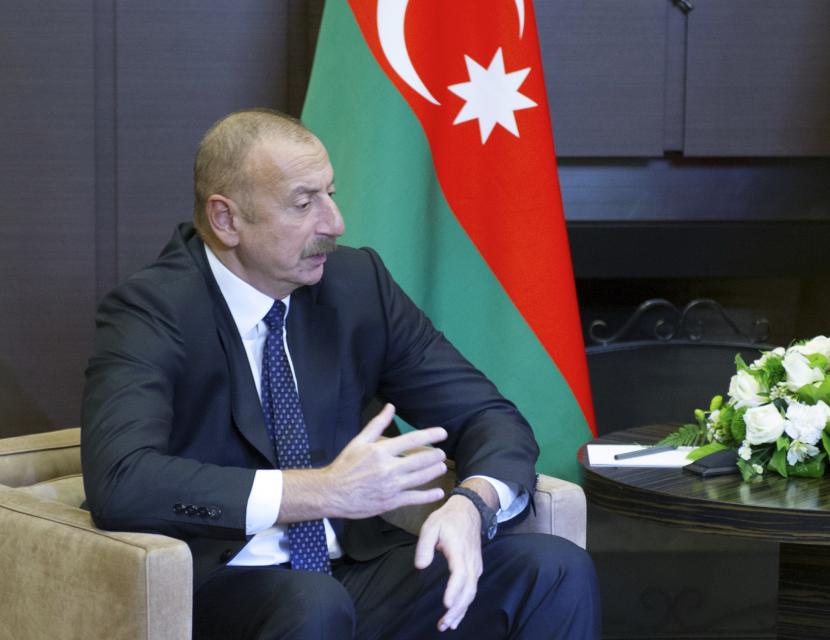 Presiden Azerbaijan Ilham Aliyev  menjanjikan dukungan penuh terhadap visi dan misi Sekretaris Jenderal (OKI) untuk melindungi serta menjaga kepentingan dunia Muslim