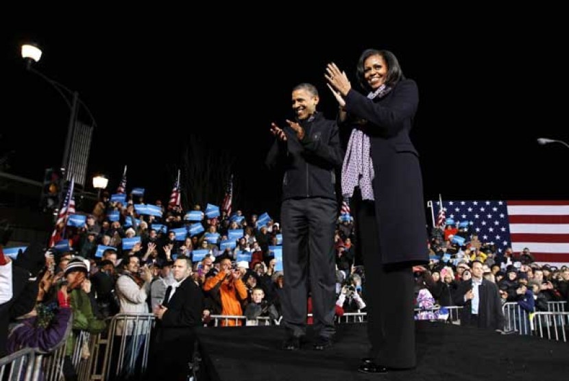 Presiden Barack Obama bersama Michelle Obama