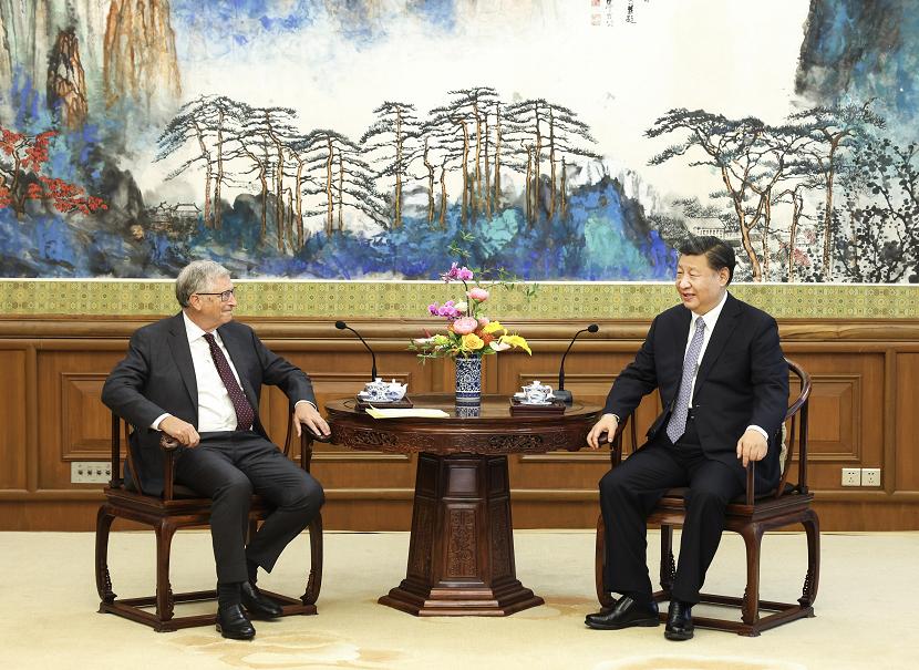 Presiden Cina Xi Jinping bertemu dengan pendiri Microsoft Bill Gates di Beijing, Jumat (16/6/2023)
