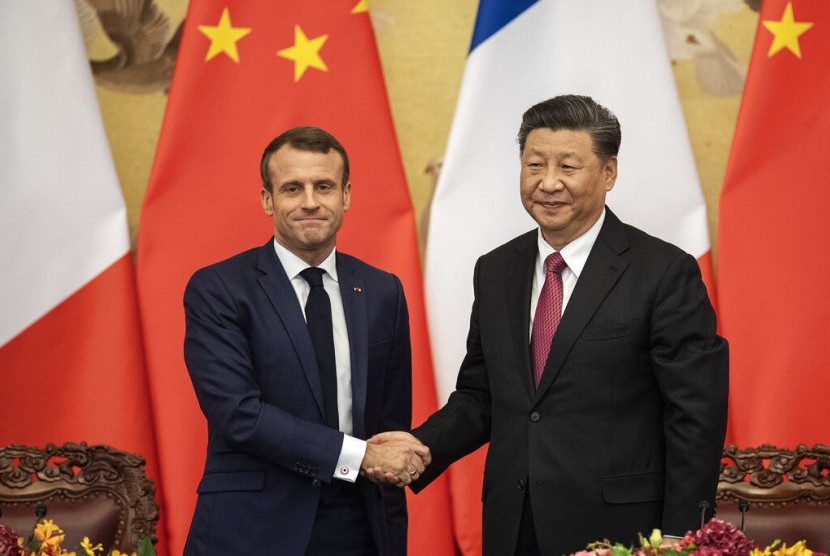 Presiden Cina Xi Jinping dan Presiden Prancis Emmanuel Macron