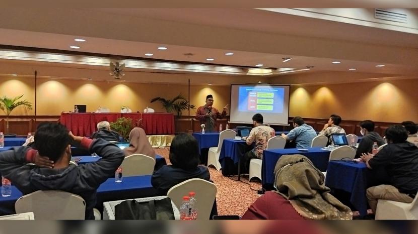 Presiden Direktur Klinik Pendidikan MIPA Raden Ridwan Hasan Saputra, kembali dipercaya untuk menjadi pengisi materi dalam kegiatan 