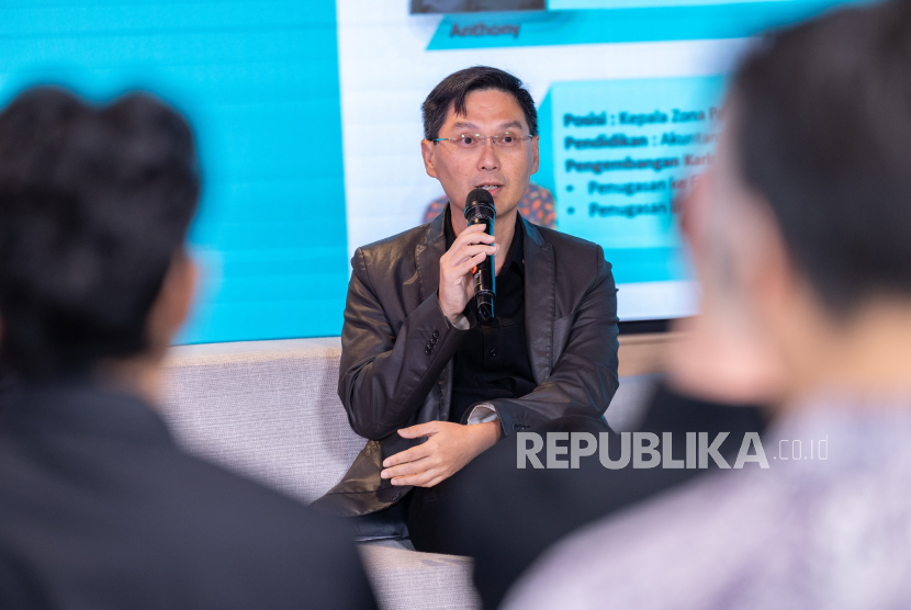 Presiden Direktur Sampoerna Ivan Cahyadi dalam paparan publik pada Rabu (3/12/2025).