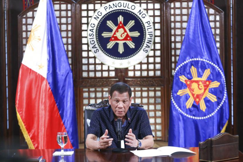 Presiden Filipina Rodrigo Duterte memperpanjang masa karantina wilayah atau lockdown hingga 30 April 2020.