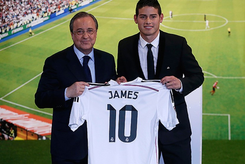 Presiden Florentino Perez dan James Rodriguez.