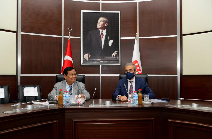 Presiden Industri Pertahanan Turki Ismail Demir menggelar pertemuan dengan Menhan Prabowo Subianto.