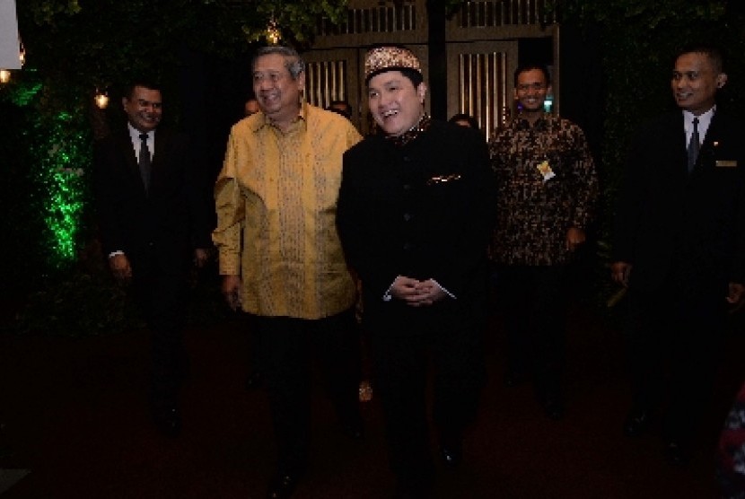  Presiden Inter Milan Erick Thohir bersama Presiden RI ke-7 Susilo Bambang Yudhoyono di acara ulang tahun ayahnya ke-80, M Teddy Thohir di Jakarta, (5/3) malam.