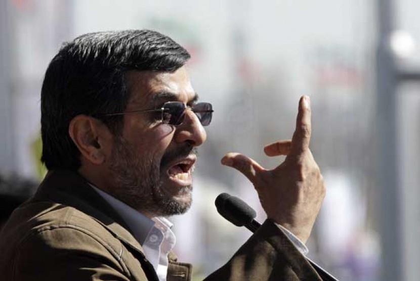 Presiden Iran Mahmoud Ahmadinejad.