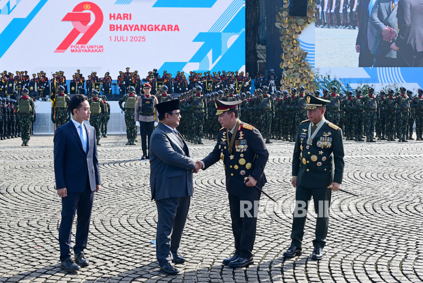 Presiden Jenderal (Purn) Prabowo Subianto di Monas, Jakarta Pusat, Selasa (1/7/2025).